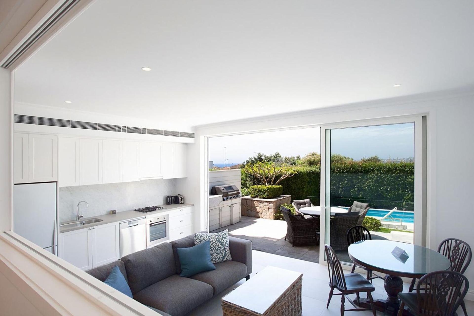 Bianca Clovelly Apartment